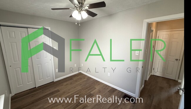 Building Photo - Freshly Updated and Ready to Move In!