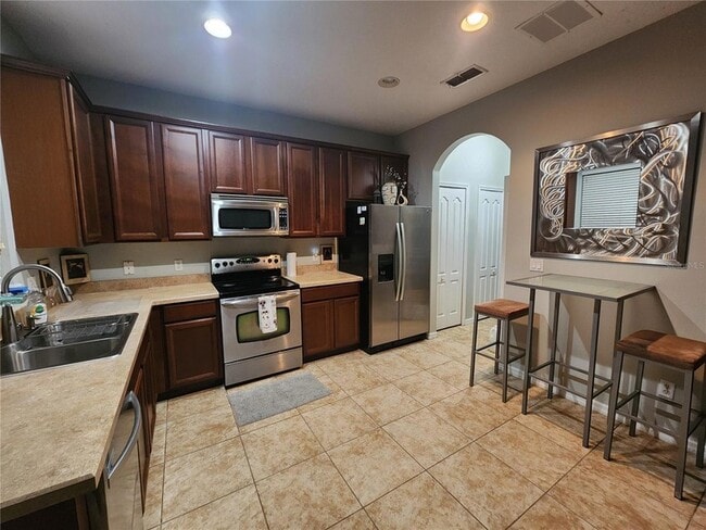 Building Photo - 13209 Silver Strand Falls Dr