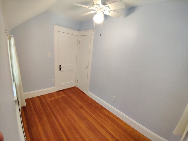 Building Photo - 162 Elmwood Ave