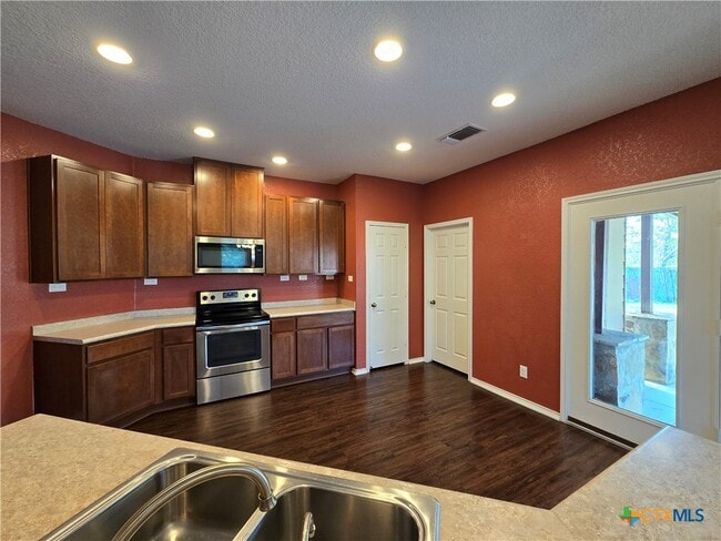 Building Photo - 1492 Jordan Crossing