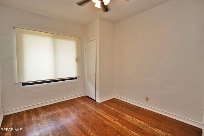 Building Photo - 1703 E Rio Grande Ave