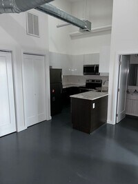 Building Photo - 1710 N 5th St