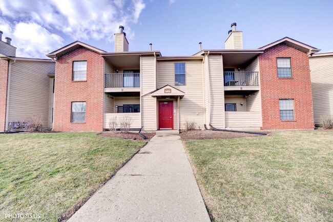 Building Photo - 1955 N Hicks Rd