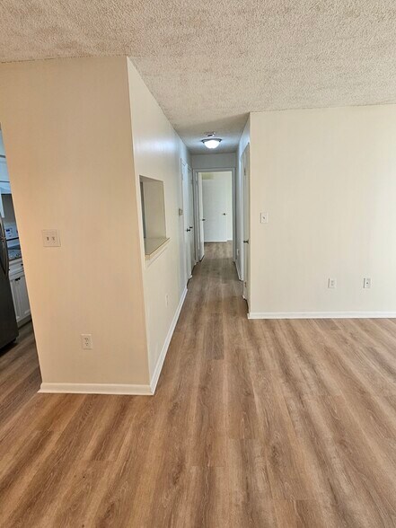 Building Photo - 1108 Ravens Crest Dr