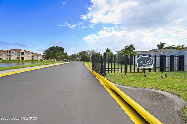 Building Photo - 5683 Star Rush Dr