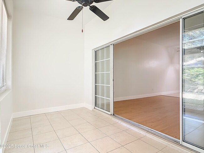 Building Photo - 1184 Athlone Way