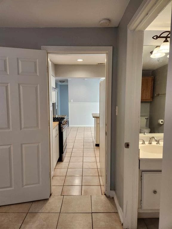 Building Photo - 3000 Ray Wood Dr