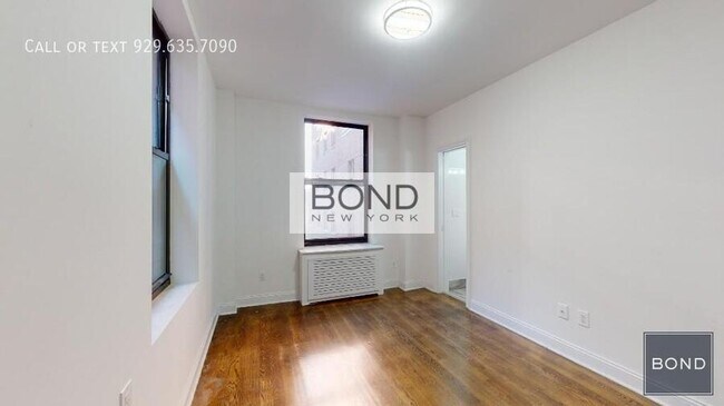 Building Photo - 200 W 58th St