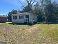 Building Photo - 3718 Johnson Ave W