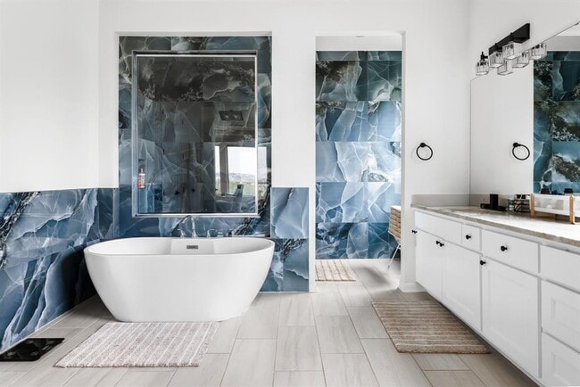 Building Photo - 2612 War Wagon Way