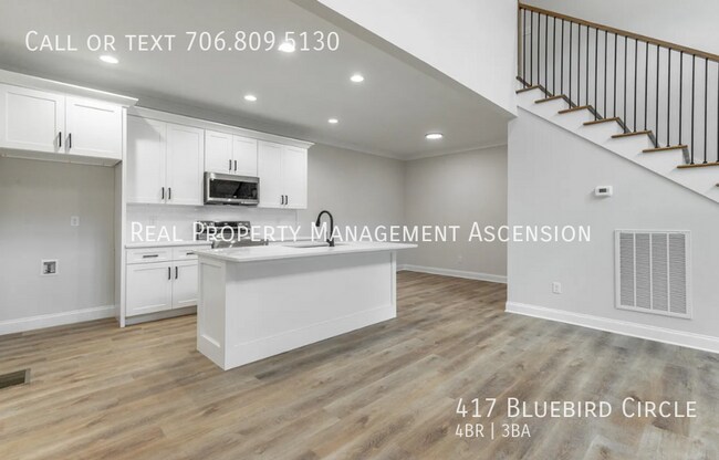 Building Photo - 417 Blue Bird Cir