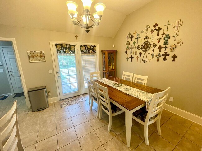 Building Photo - Beautiful Germantown School District Home in Ashbrooke