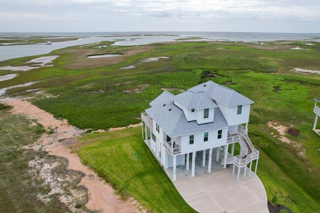 Building Photo - 18414 Indian Beach Ct