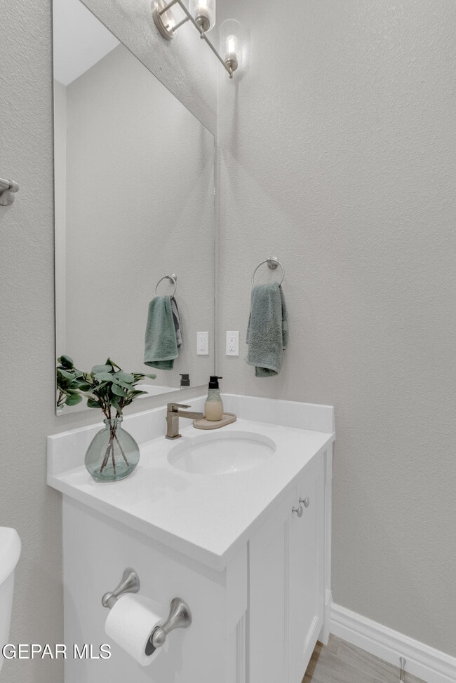 Building Photo - 14608 Pebble Hills Blvd