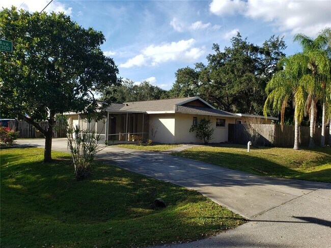 Building Photo - 4317 Ardale St