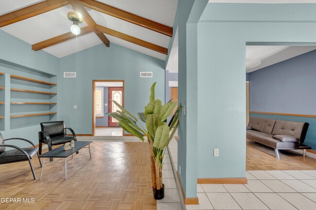 Building Photo - 6820 Villa Hermosa Dr