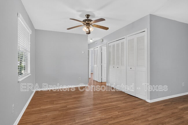 Building Photo - 213 Aviation Ave