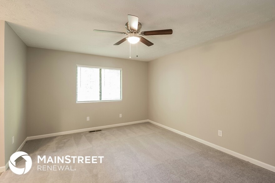 Building Photo - 733 Emerald Forest Cir SW