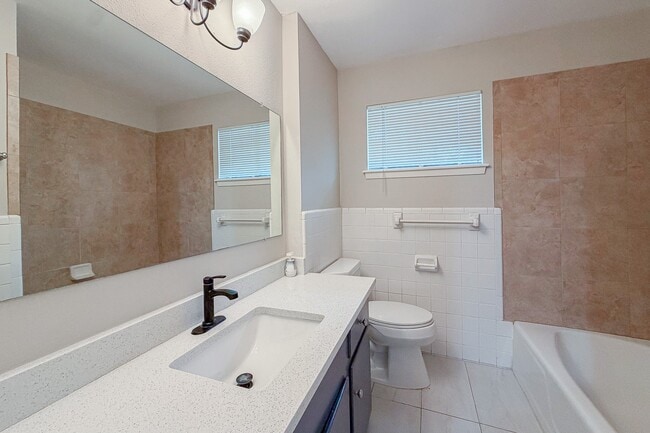 Building Photo - 8303 Edgemoor Dr