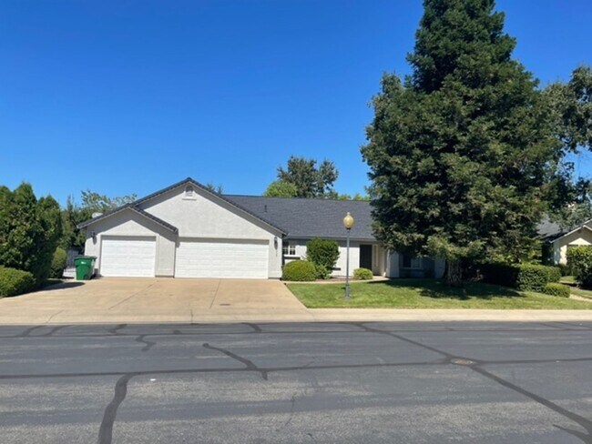 Primary Photo - Home on Palo Cedro Golf Course!