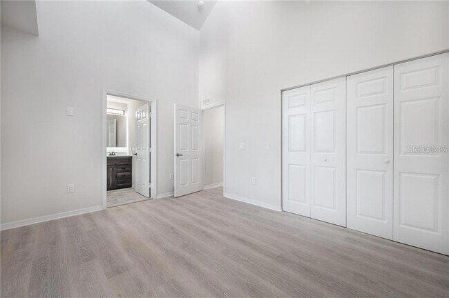 Building Photo - 9417 Citrus Glen Pl