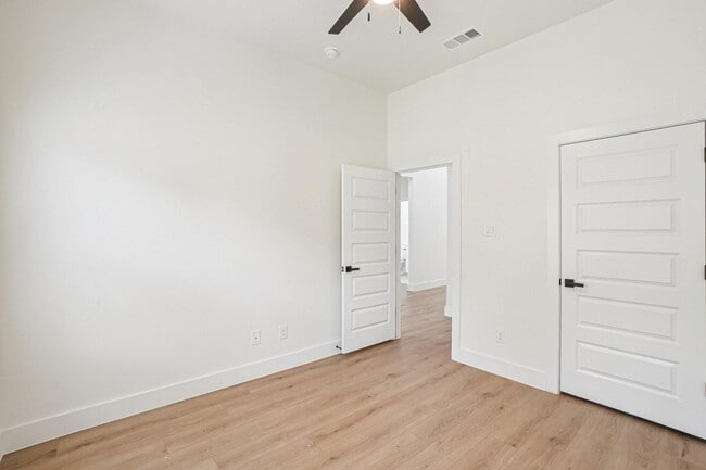 Building Photo - 1626 Stoneman St