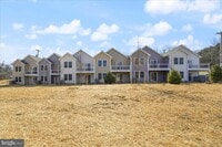 Building Photo - 552 Creek Rd