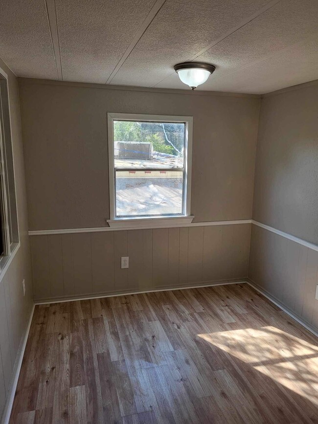 Building Photo - 2607 Co Rd 3204