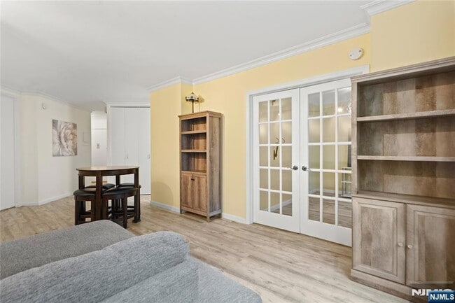 Building Photo - 7004 JFK Blvd E