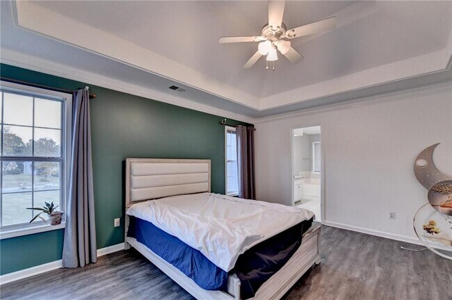 Building Photo - 235 Ruby Forest Pkwy