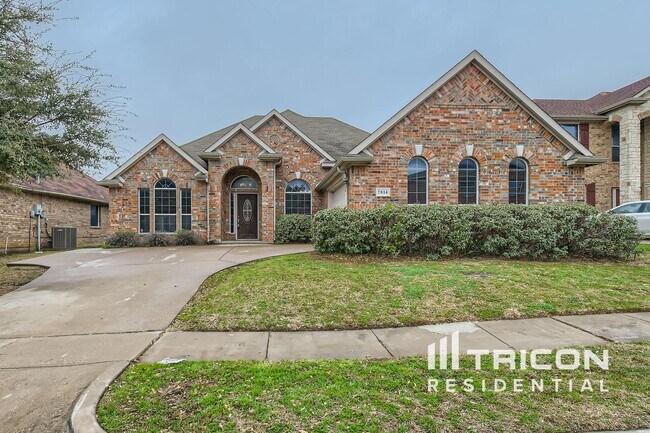 Primary Photo - 7814 Longbow Ln