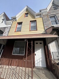 Building Photo - Single Family Home in the City of Reading