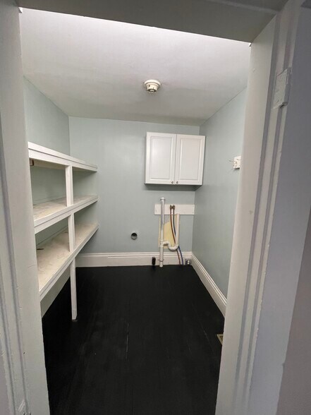 Building Photo - 56 Rumford St