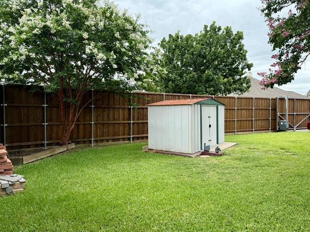 Building Photo - 1597 Castle Pines Dr