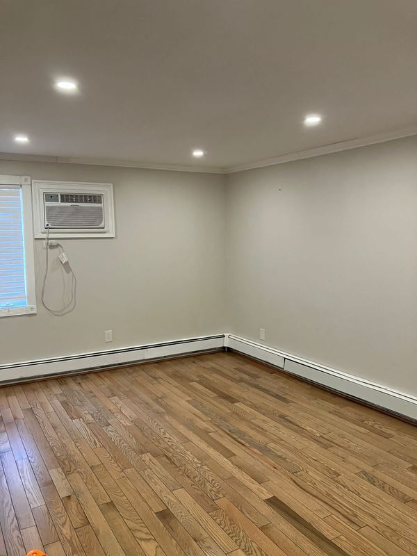 Primary Photo - 300 Arcadia Ave