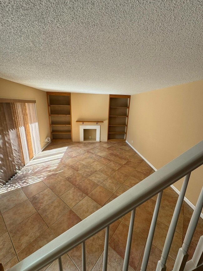 Building Photo - 61 Lake Arbor Dr