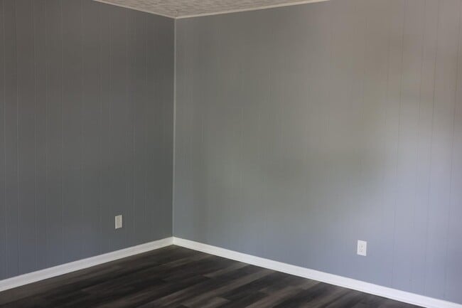 Building Photo - 431 Vine St