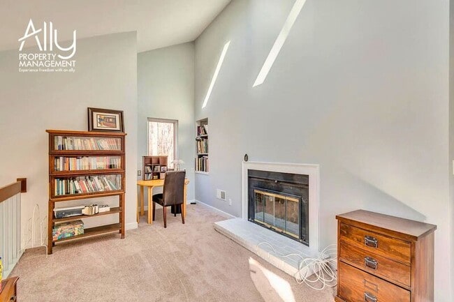 Building Photo - 501 Rookwood Pl