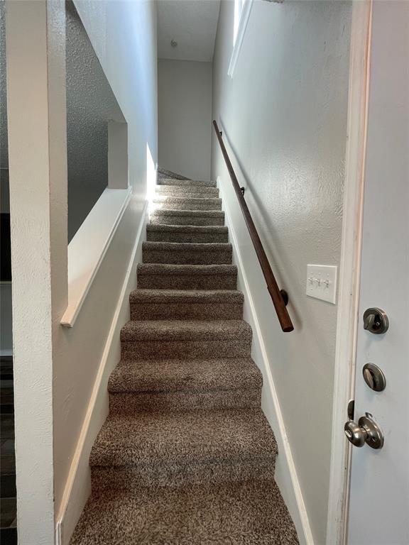 Building Photo - 8810 Springmail Cir