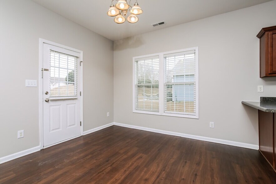 Building Photo - 2202 King Malcolm Ln