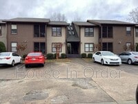 Building Photo - 1230 State St