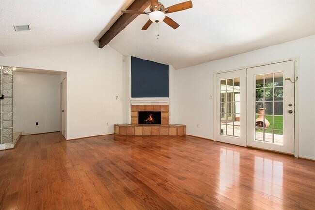 Building Photo - 5026 Spring Forest Dr