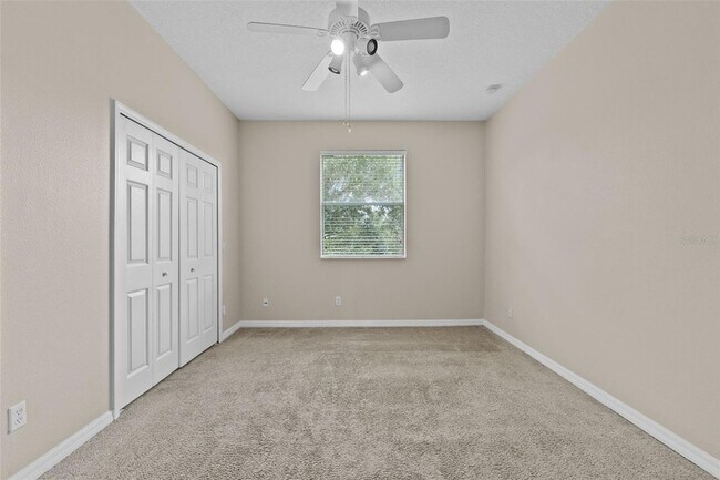 Building Photo - 10325 Manderley Way