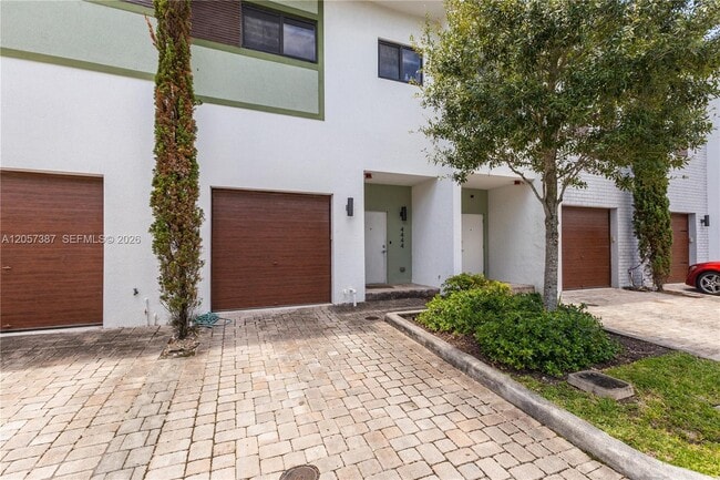 Building Photo - 4444 NW 9th St.