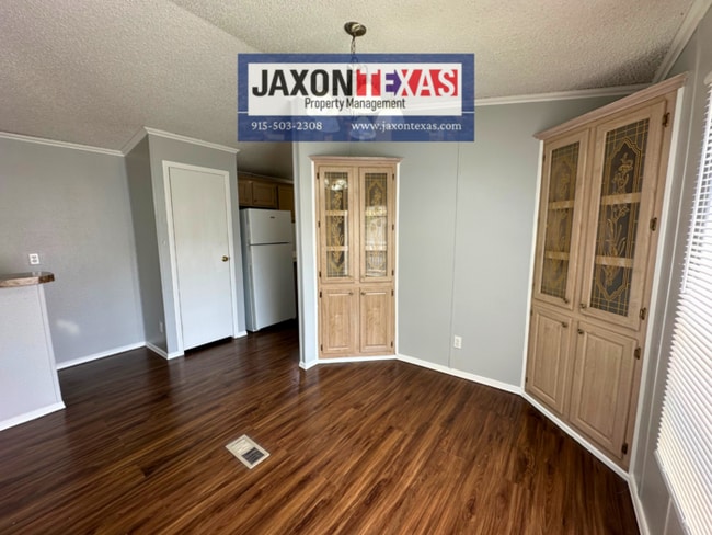 Building Photo - 850 Talbot Ave