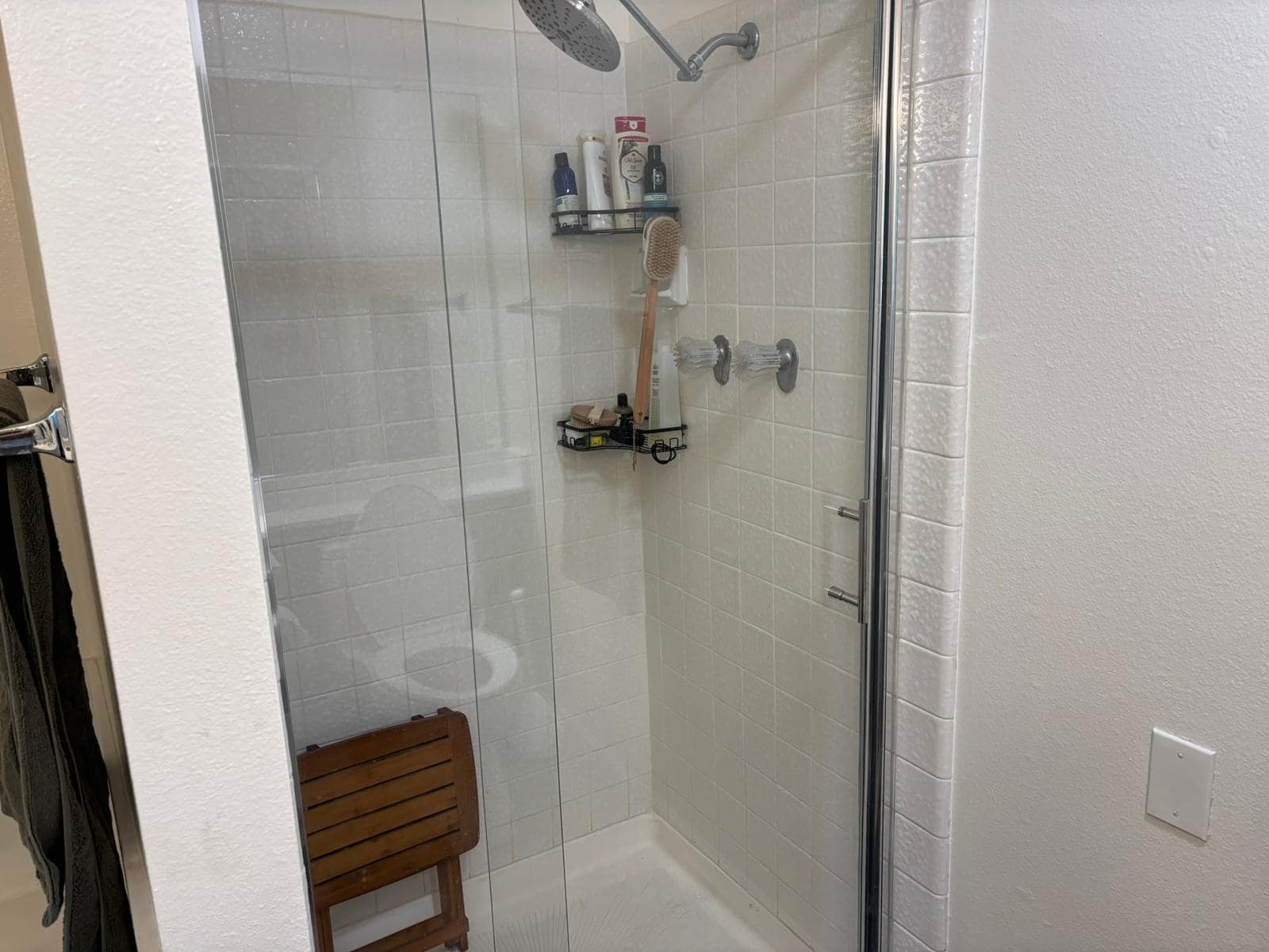 Building Photo - 310 Tahiti Way