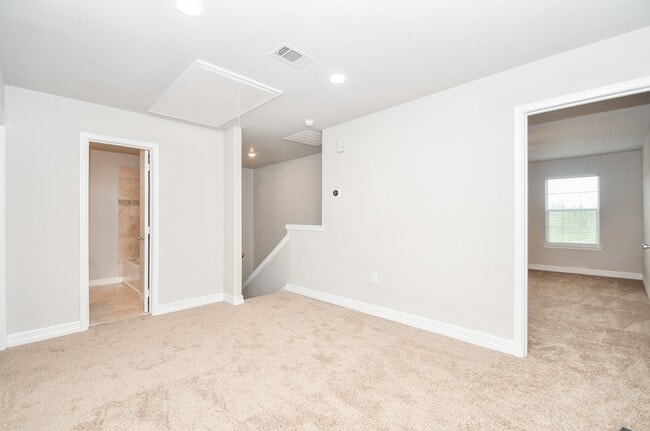 Building Photo - 4915 Market St