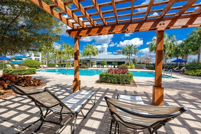Building Photo - 5556 Summer Sunset Dr
