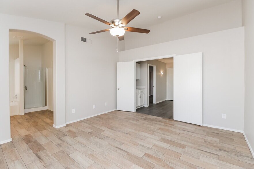 Building Photo - 6236 Colby St