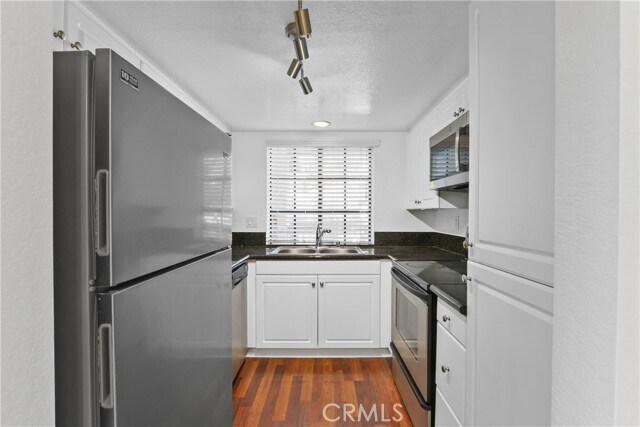 Building Photo - 25521 Indian Hill Ln